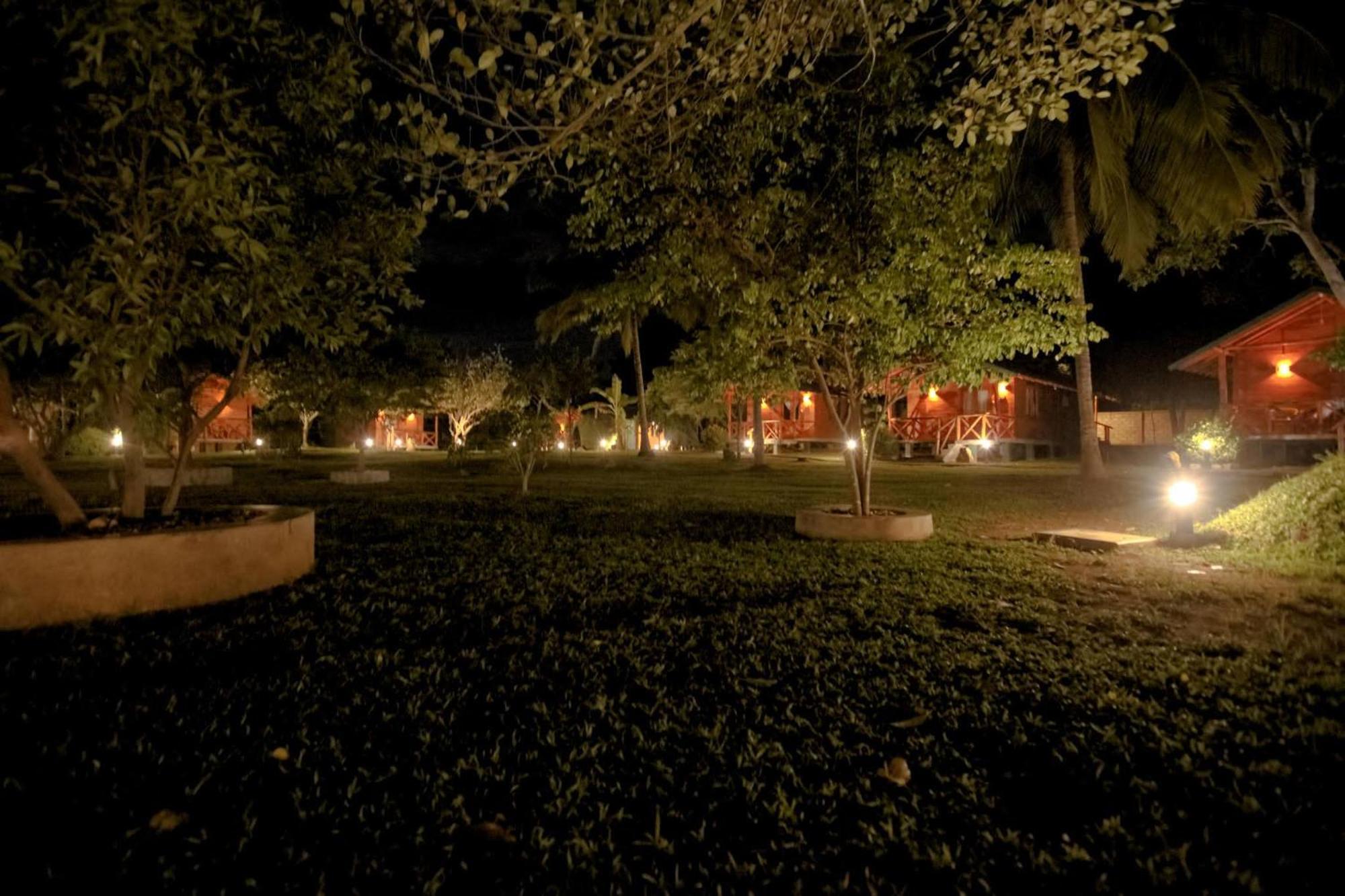The Mastodon Valley Safari Resort Удавалаве Экстерьер фото