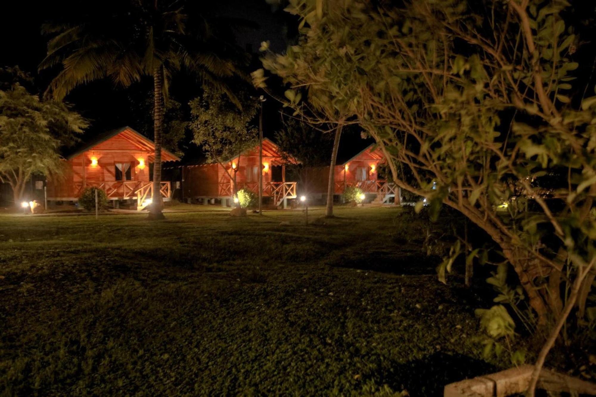 The Mastodon Valley Safari Resort Удавалаве Экстерьер фото